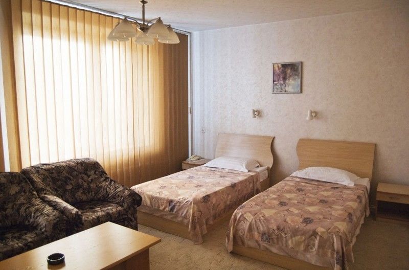 Hotel Kharkov Luaran gambar