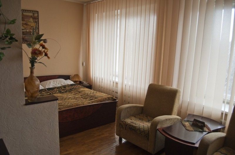 Hotel Kharkov Luaran gambar