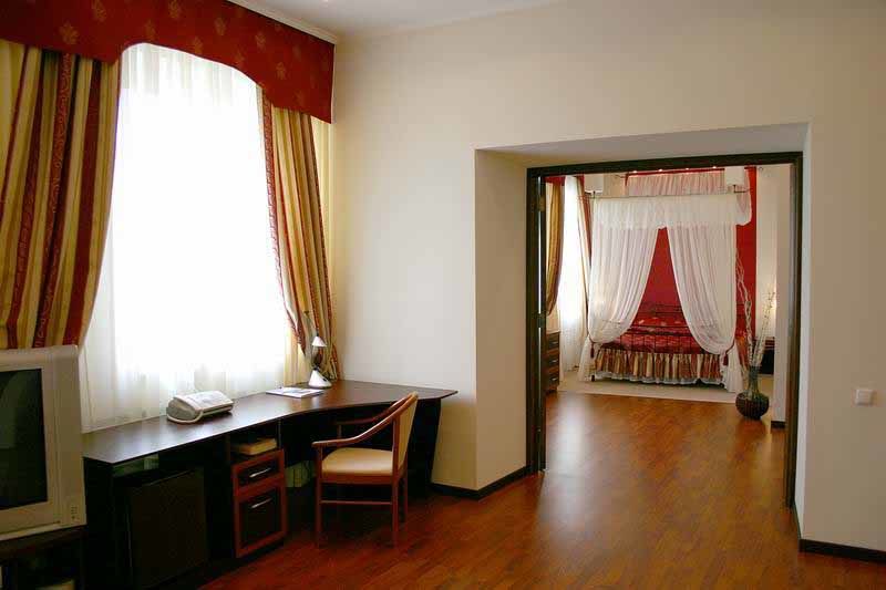 Hotel Kharkov Luaran gambar