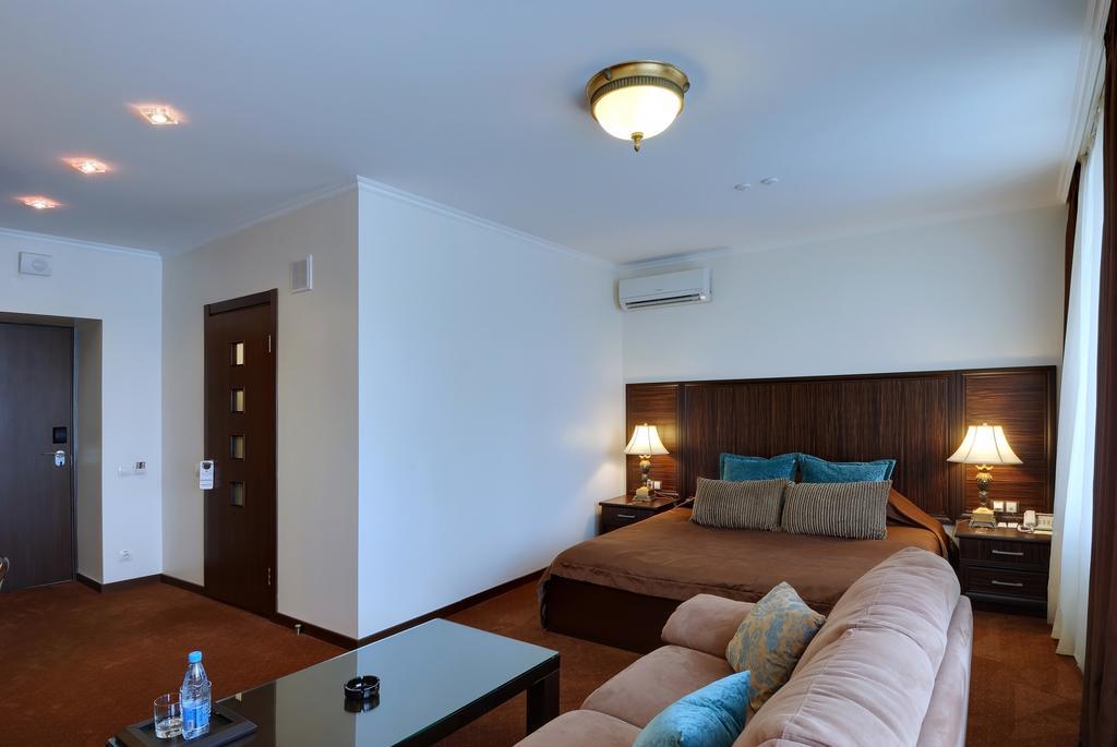 Hotel Kharkov Bilik gambar