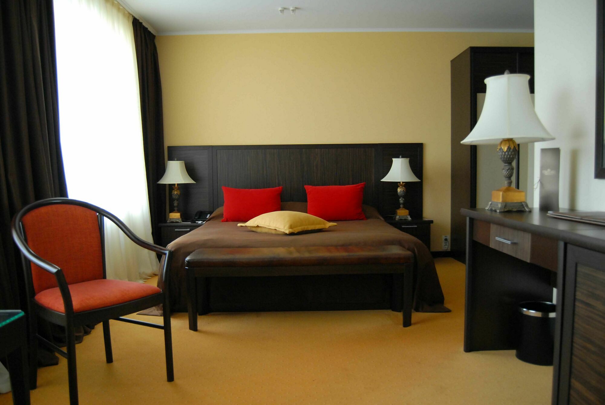 Hotel Kharkov Luaran gambar